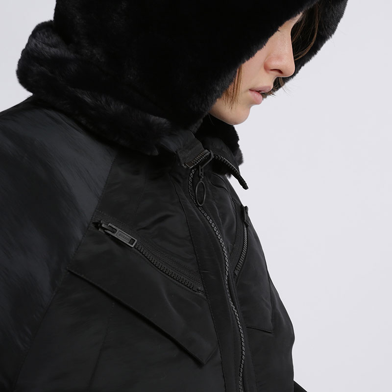 женская черная куртка Jordan Reversible Bomber Jacket CQ6657-010 - цена, описание, фото 3